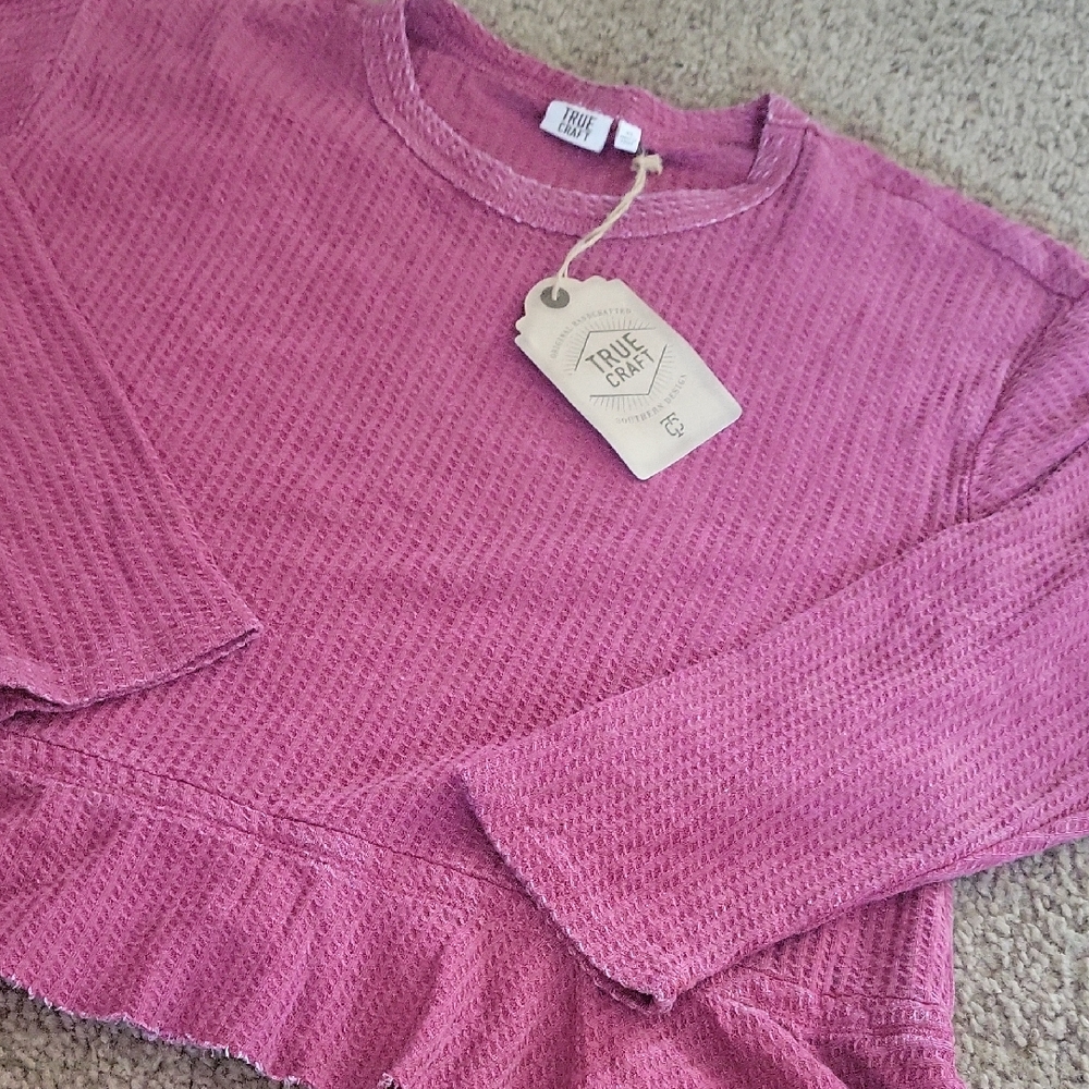 NWT True Craft Textured Long Sleeve Top